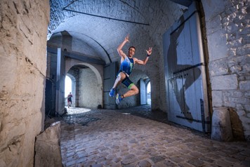 Frédéric Parotte jump.jpg